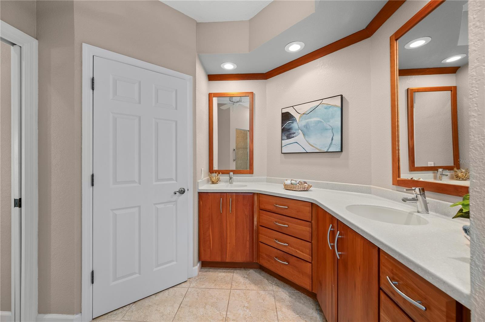 Image 19 of 44 For 3800 Bal Harbor Boulevard 415