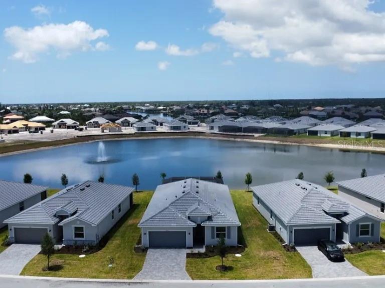 Image 2 of 37 For 7949 Lakes Edge Lane