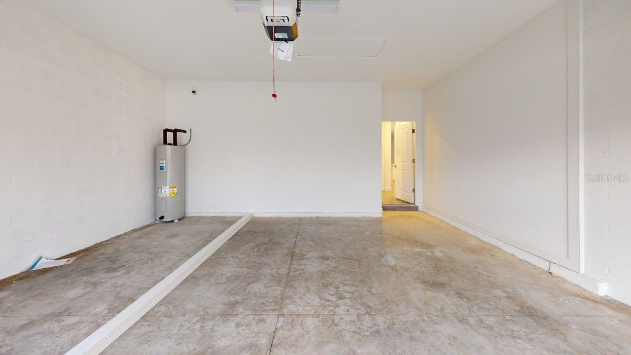 Image 20 of 37 For 7949 Lakes Edge Lane