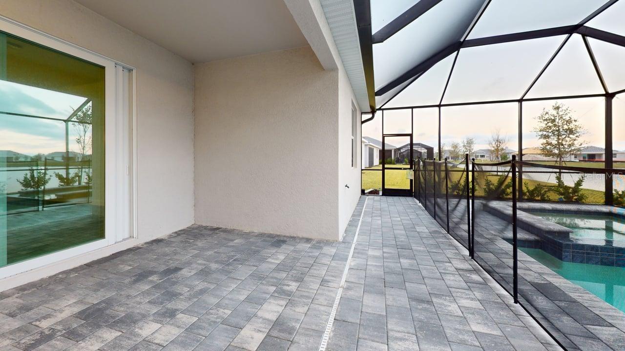 Image 26 of 37 For 7949 Lakes Edge Lane