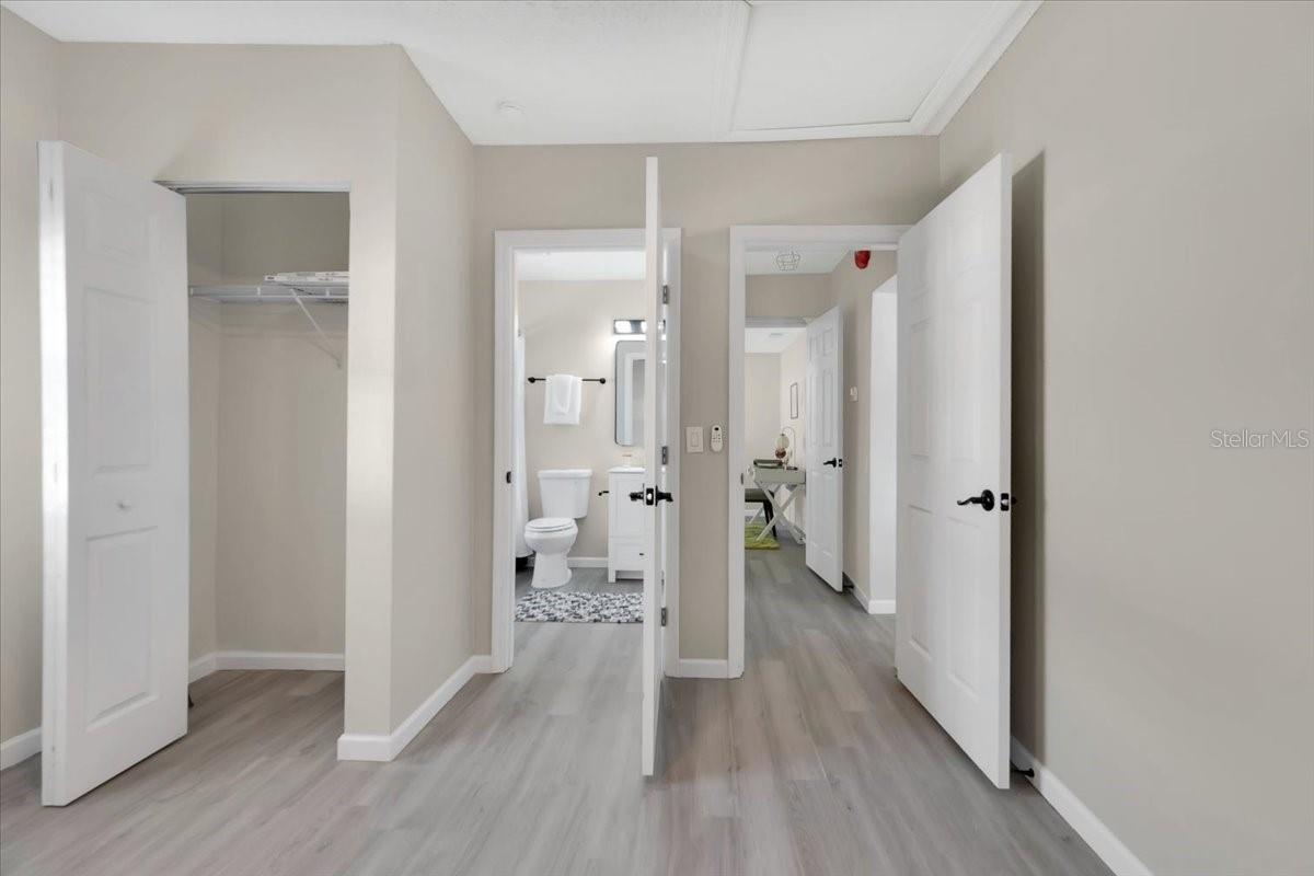 Image 17 of 24 For 1109 Neville Avenue