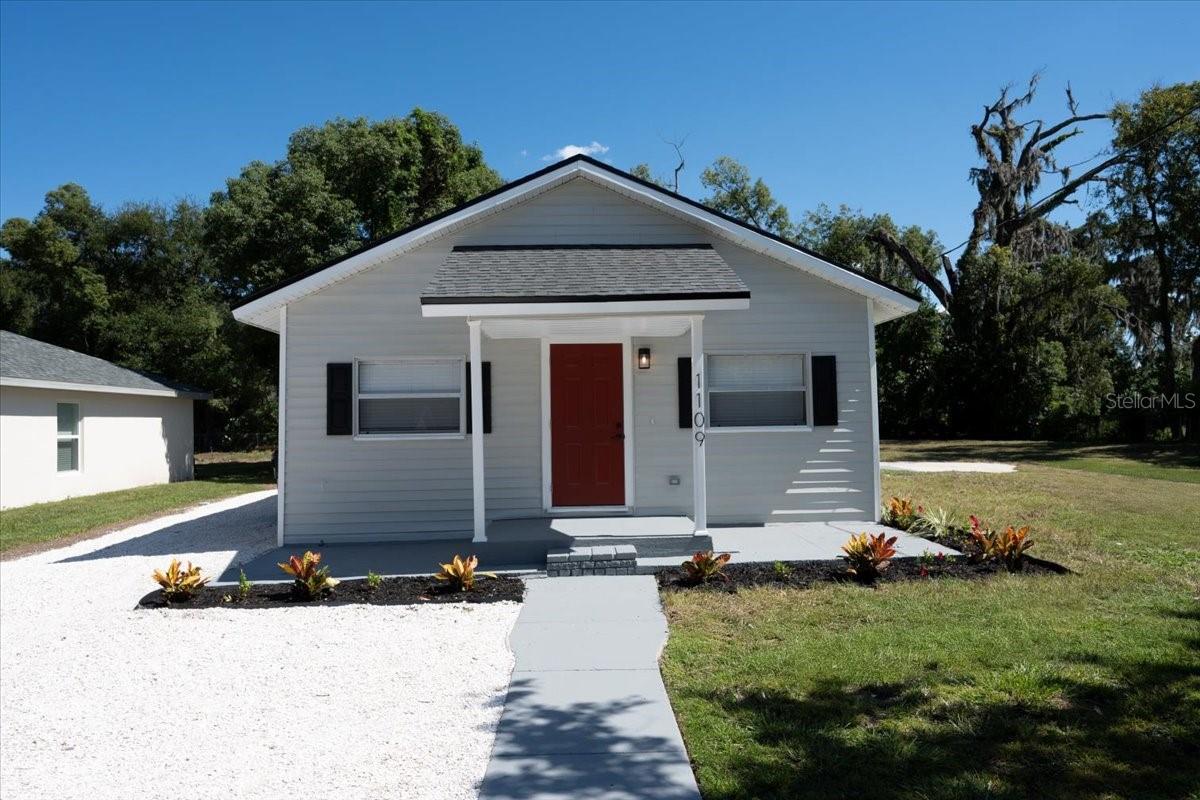 Image 2 of 24 For 1109 Neville Avenue