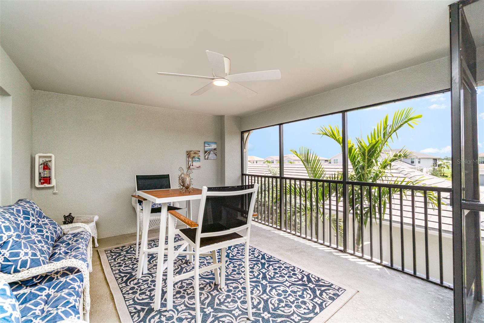 Image 22 of 33 For 15990 Grassland Lane 3024