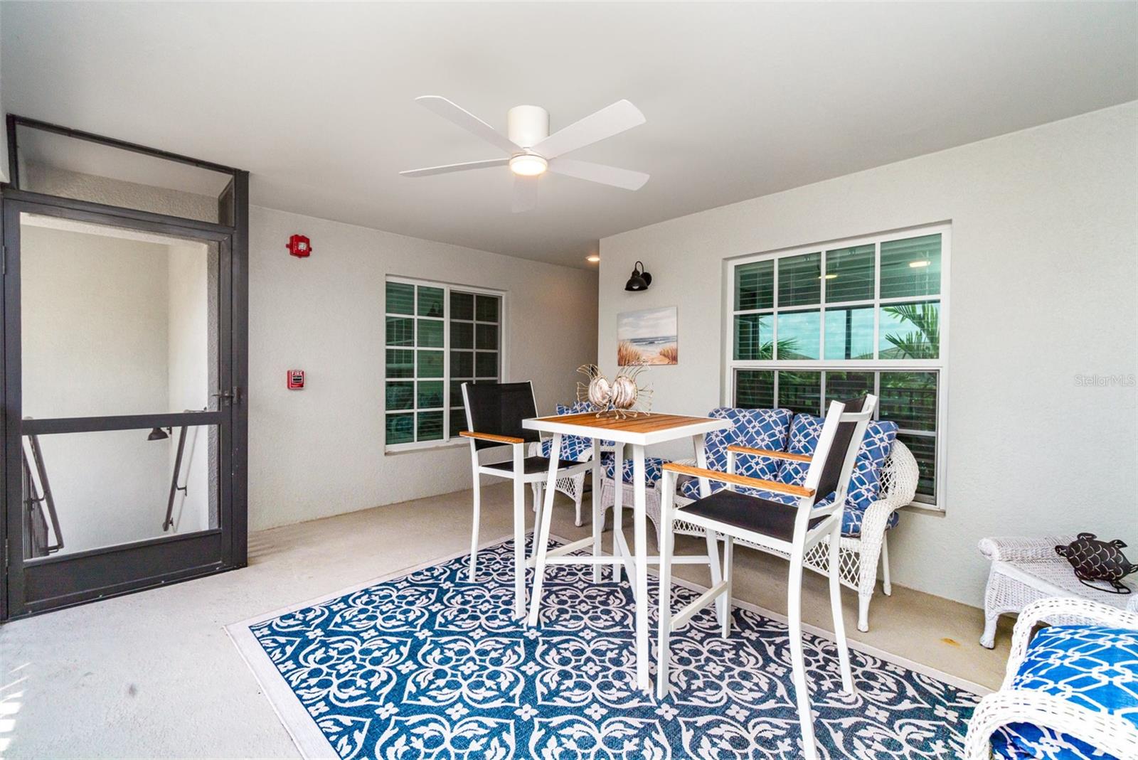 Image 24 of 33 For 15990 Grassland Lane 3024