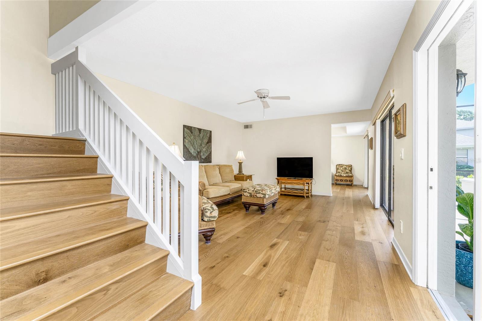 Image 13 of 42 For 3021 Matecumbe Key Road Unit 4