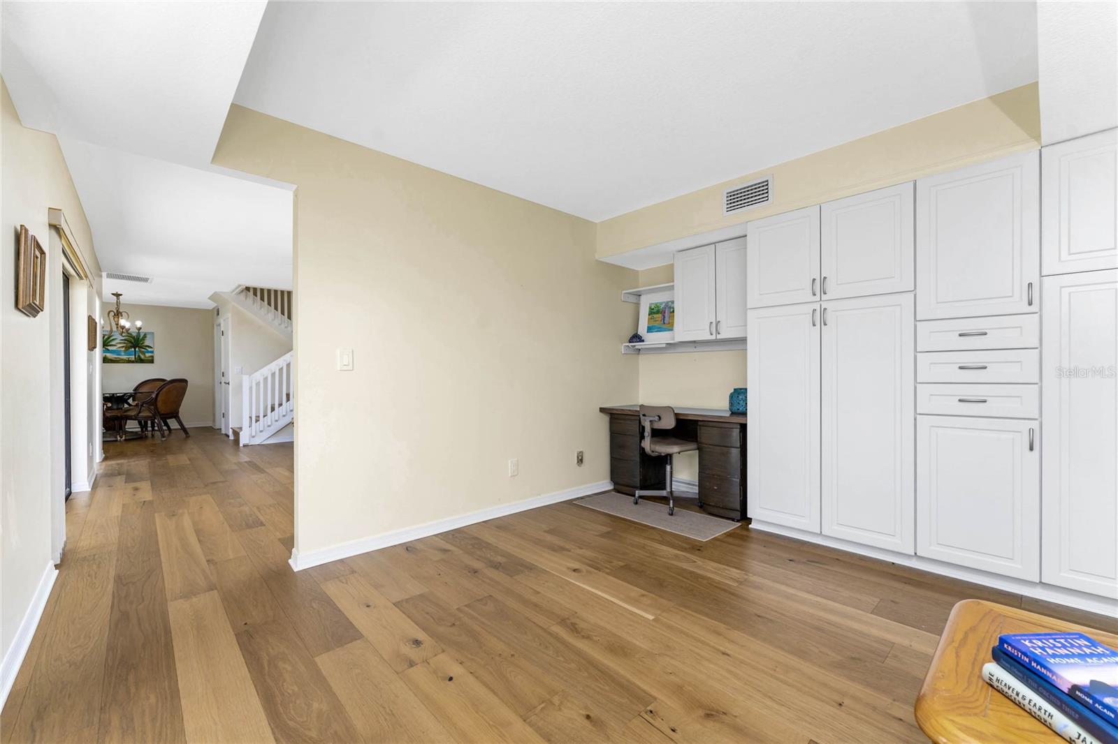 Image 23 of 42 For 3021 Matecumbe Key Road Unit 4