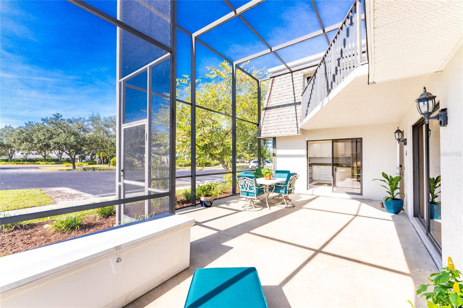 Image 4 of 42 For 3021 Matecumbe Key Road Unit 4