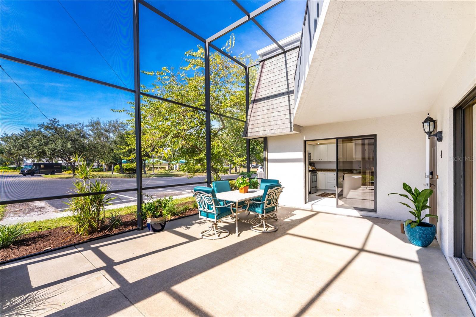 Image 8 of 42 For 3021 Matecumbe Key Road Unit 4