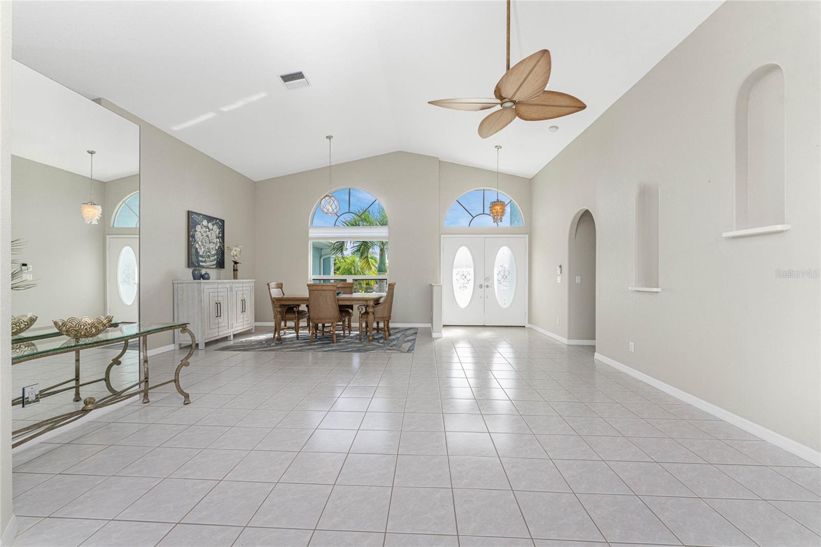 Image 11 of 64 For 1320 Appian Drive