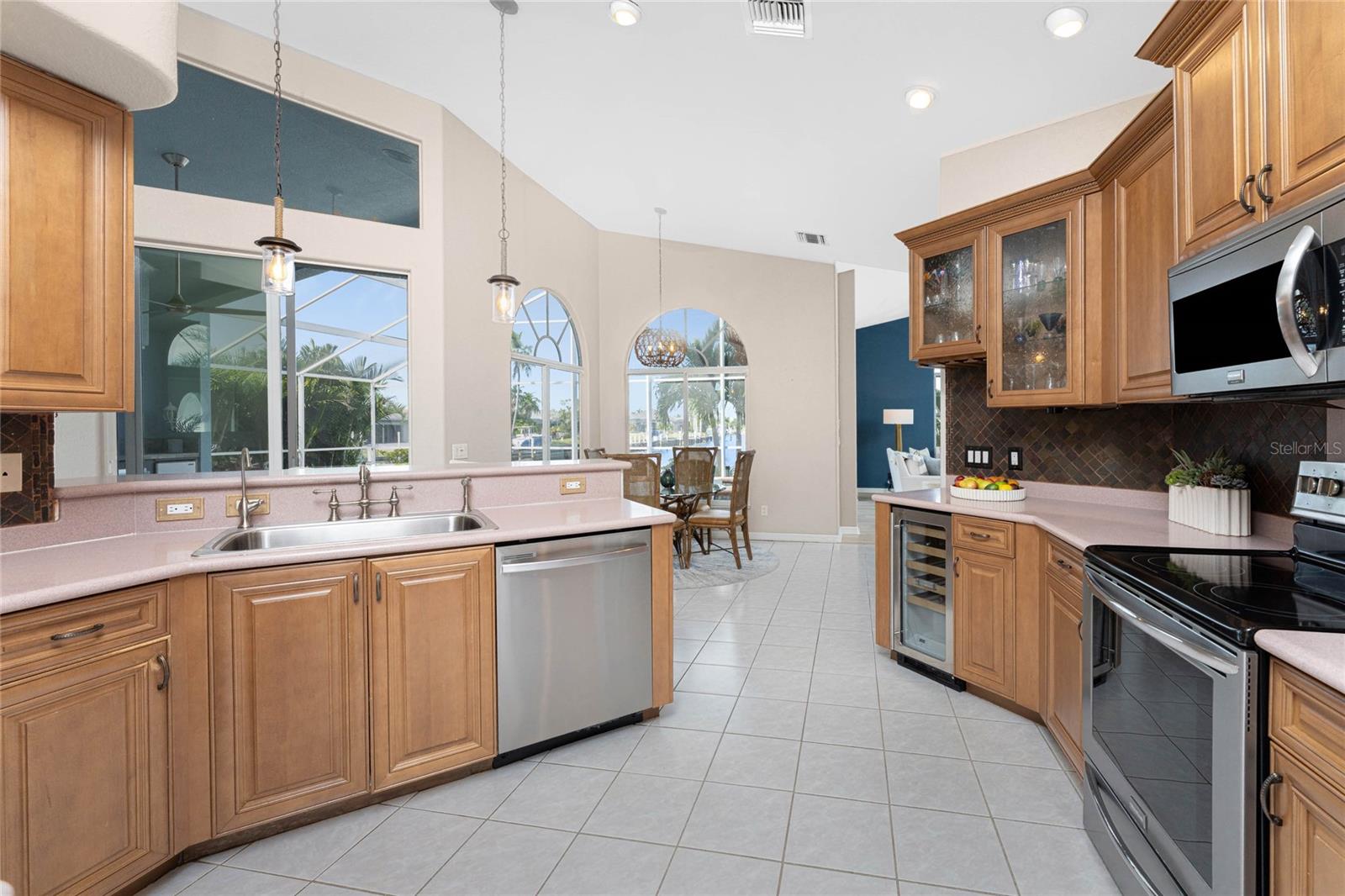 Image 23 of 64 For 1320 Appian Drive