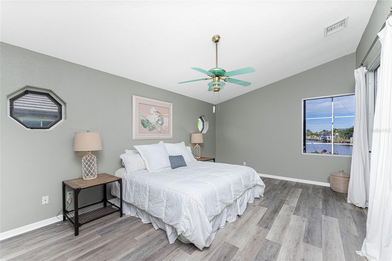 Image 34 of 64 For 1320 Appian Drive