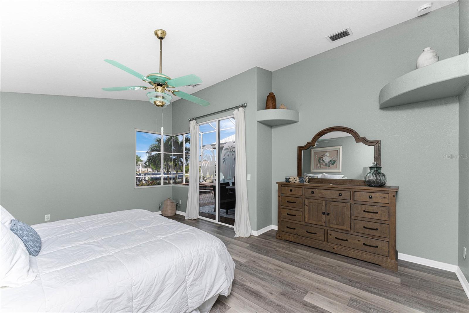 Image 35 of 64 For 1320 Appian Drive