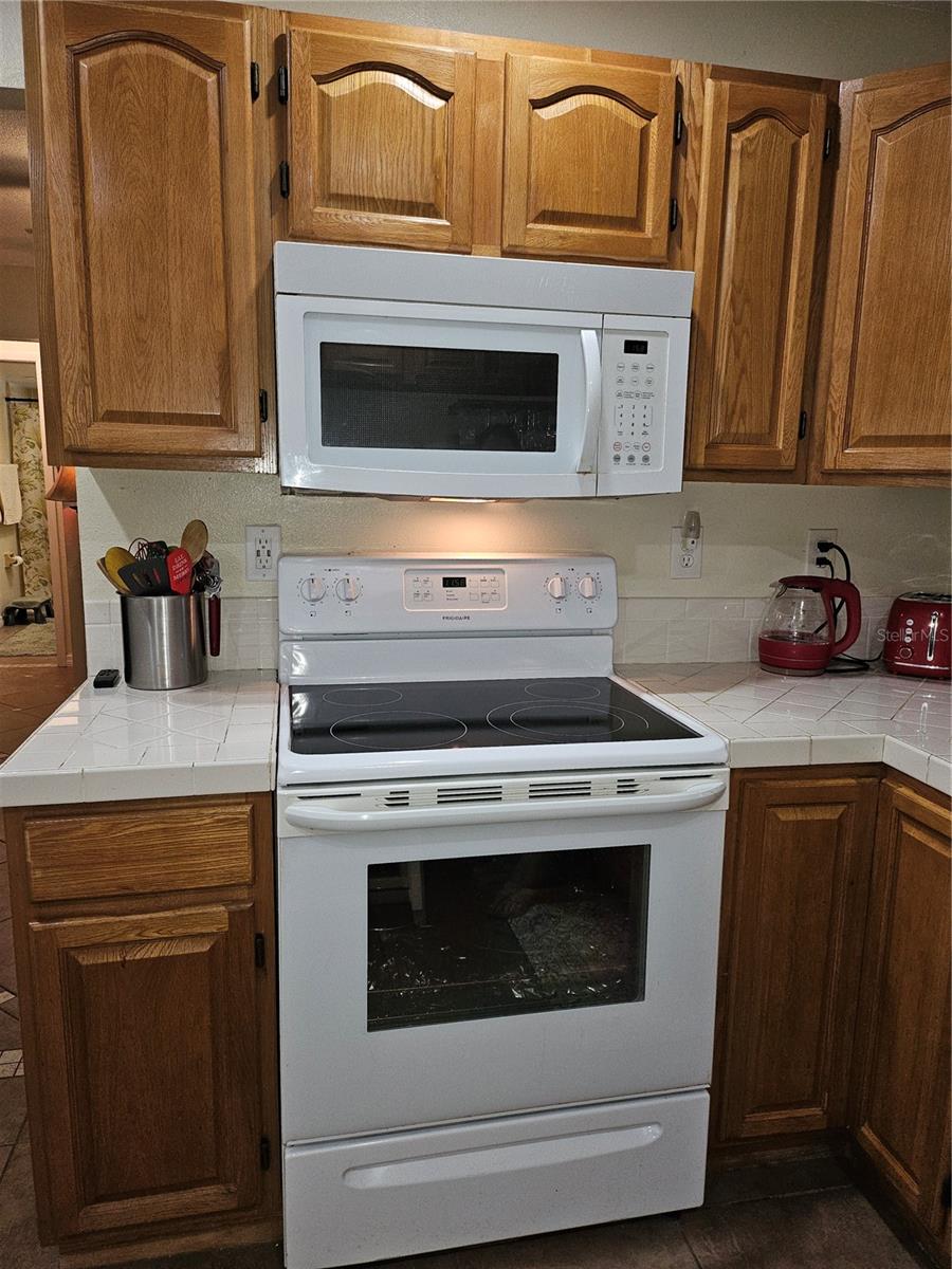 Image 10 of 28 For 23192 Mcburney Avenue