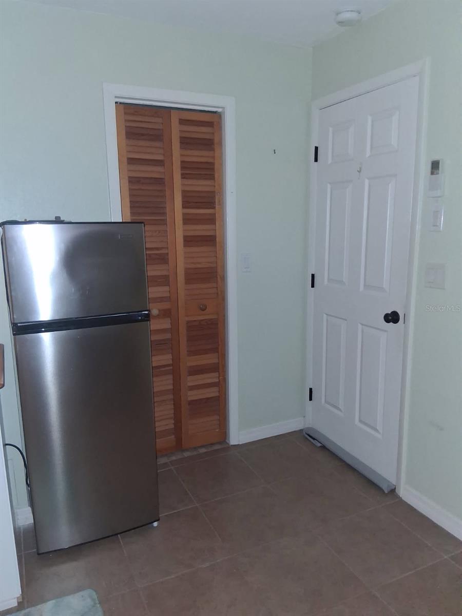 Image 14 of 28 For 23192 Mcburney Avenue