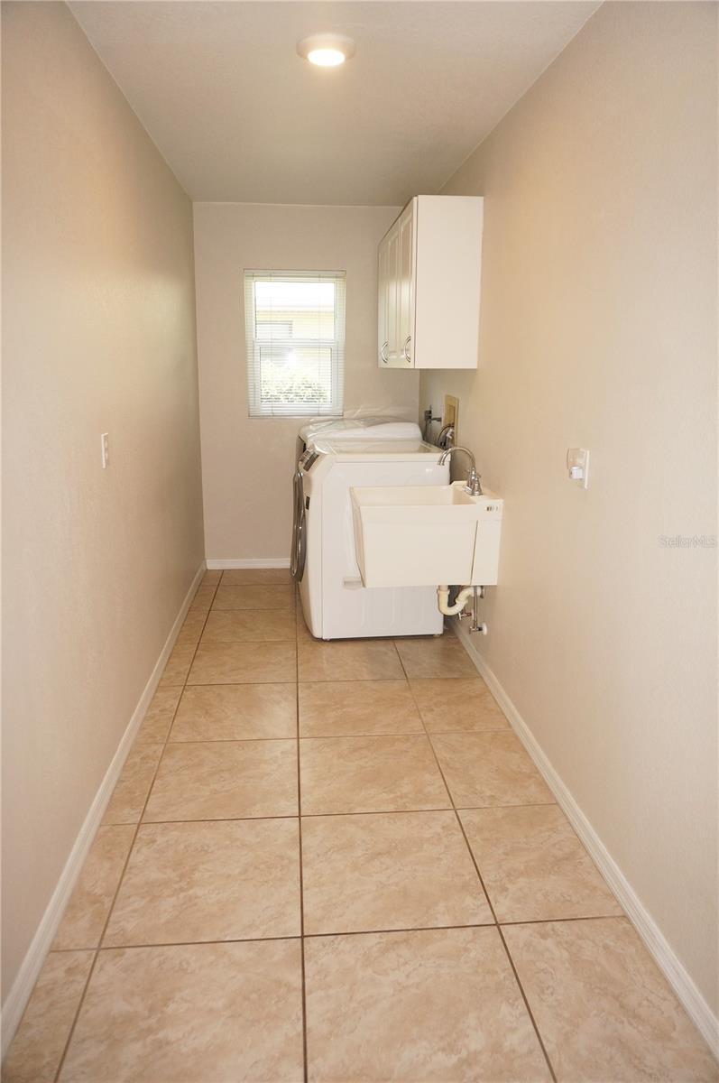 Image 19 of 39 For 26159 Constantine Road