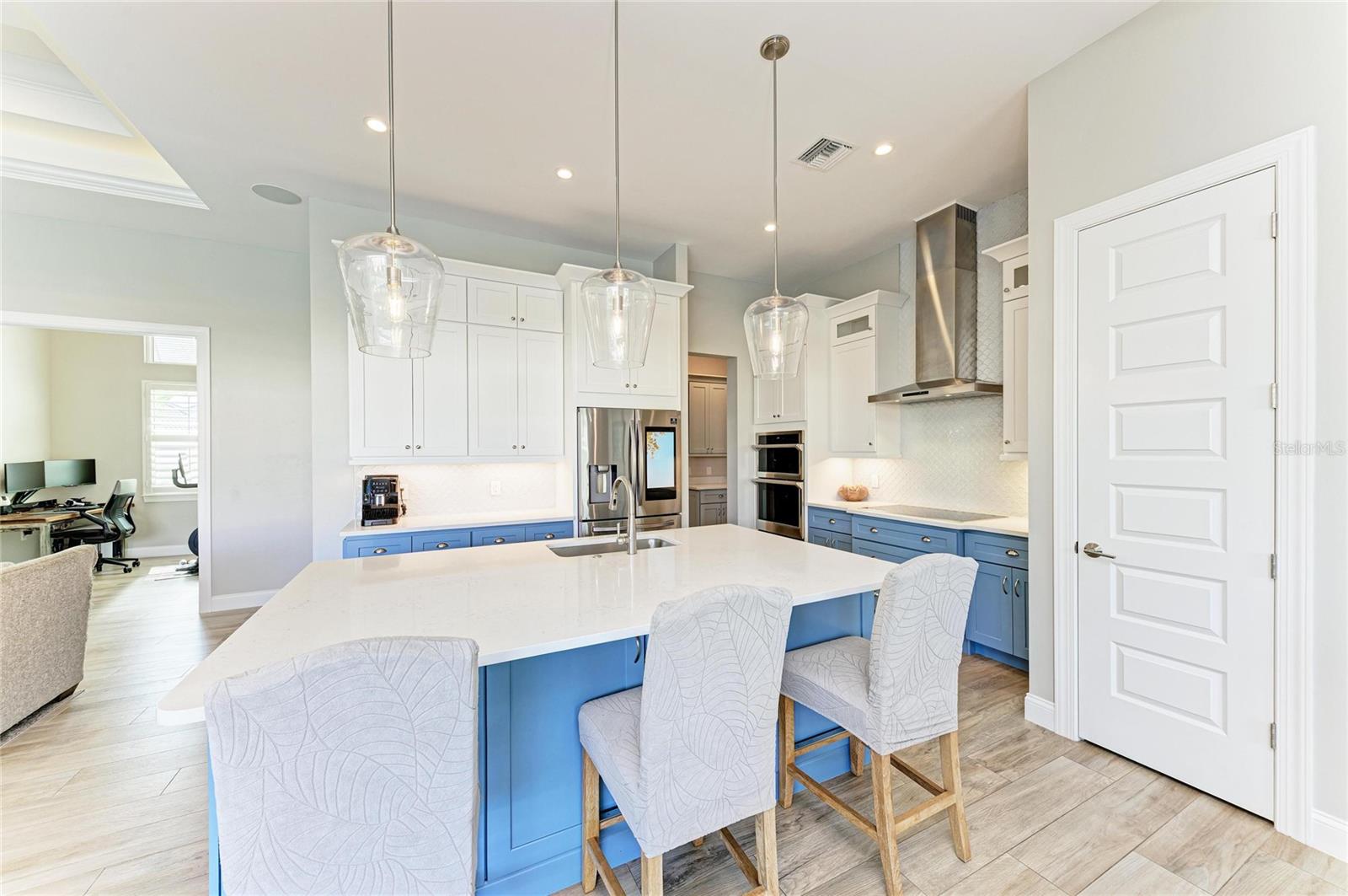 Image 15 of 64 For 1434 Casey Key Drive