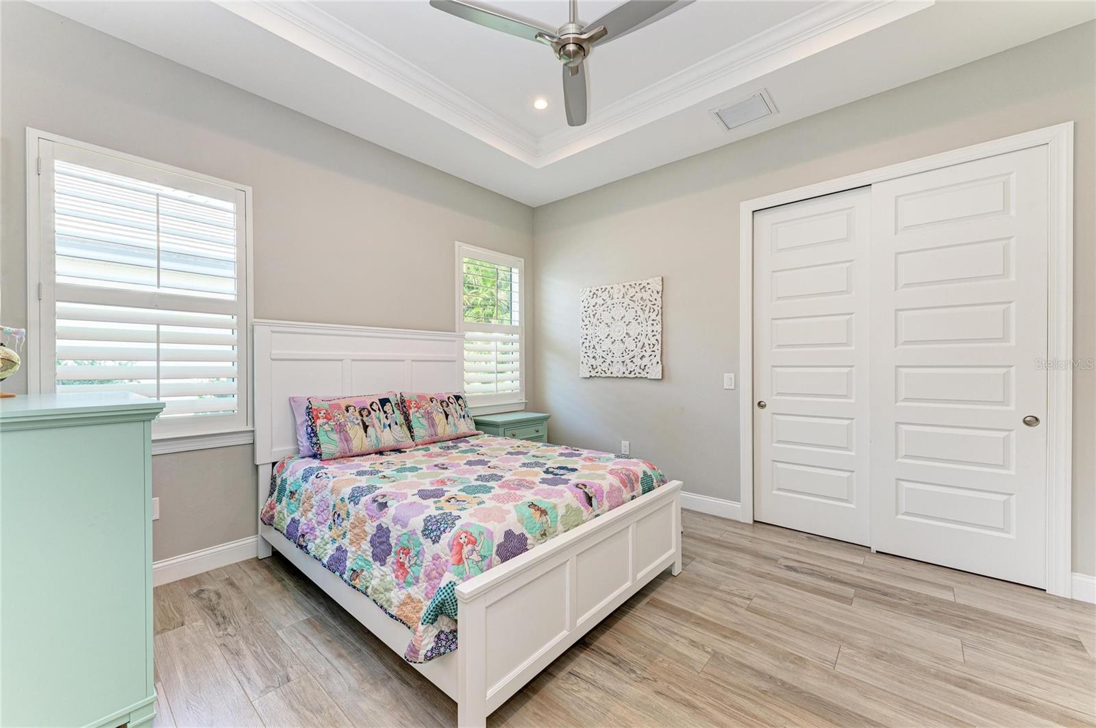 Image 20 of 64 For 1434 Casey Key Drive