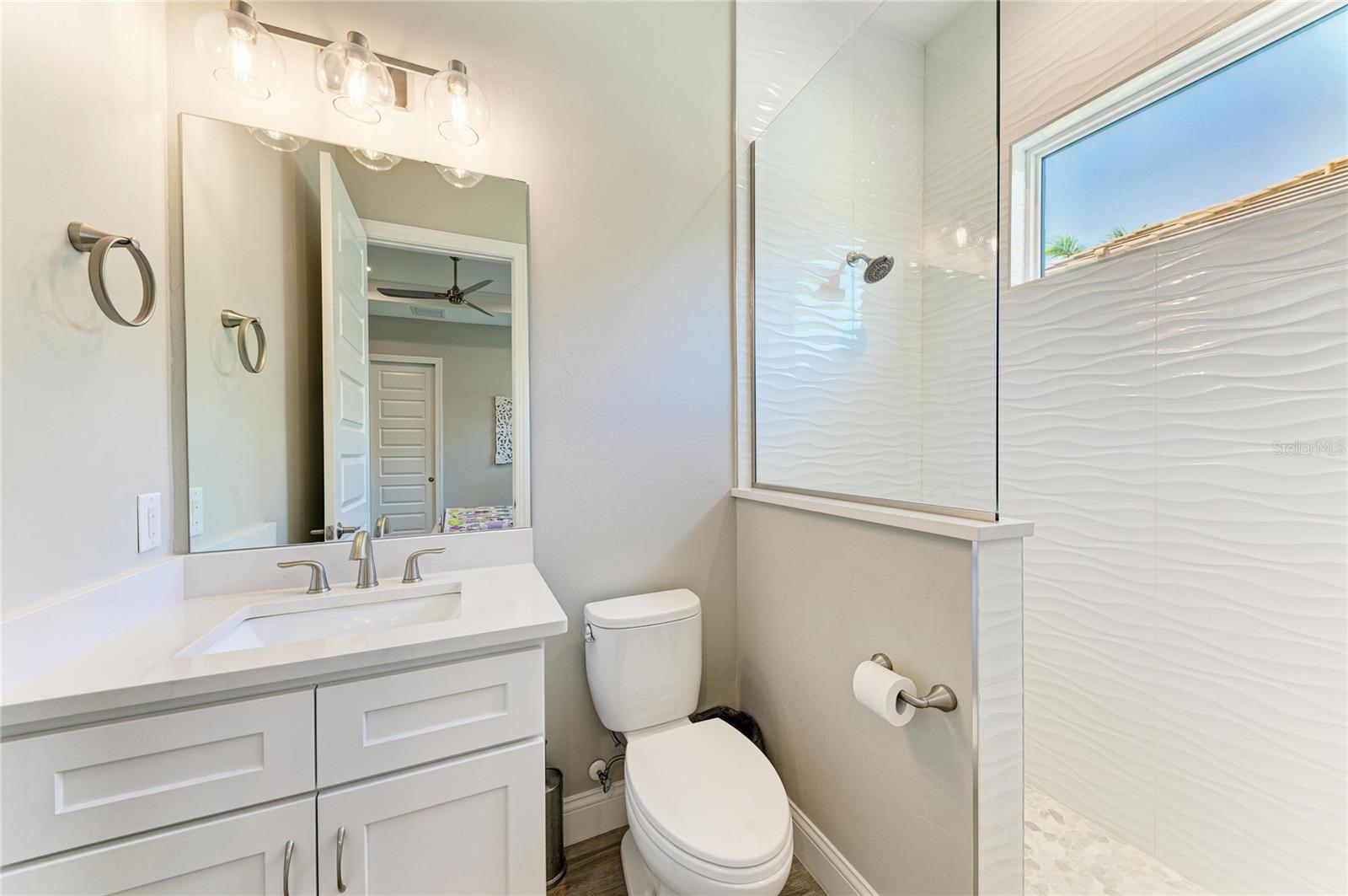 Image 22 of 64 For 1434 Casey Key Drive