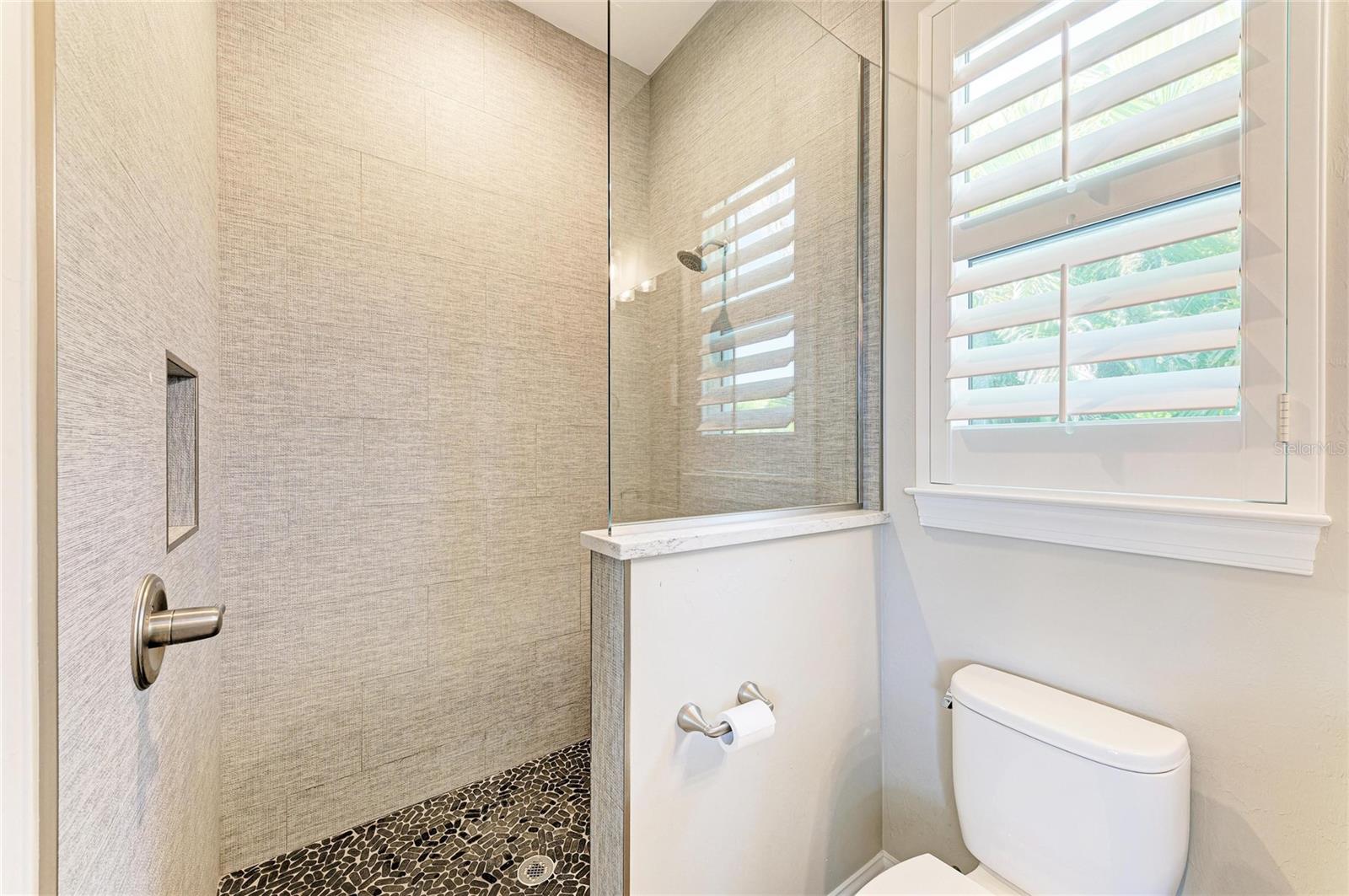 Image 32 of 64 For 1434 Casey Key Drive