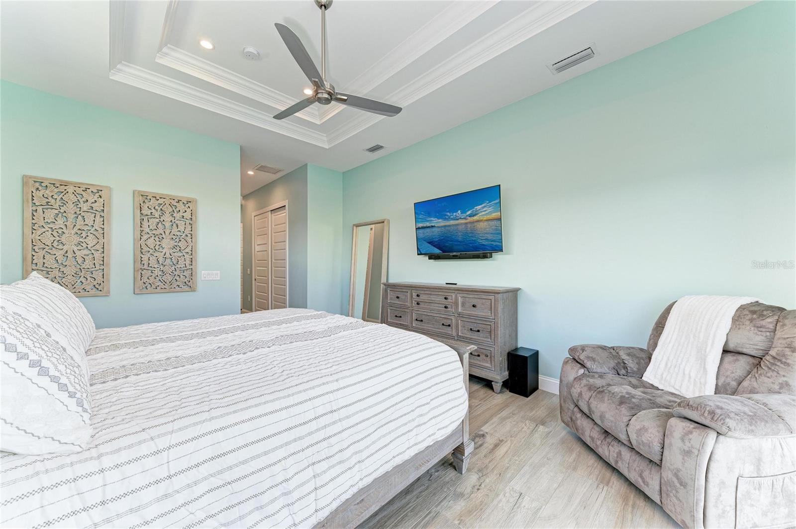 Image 35 of 64 For 1434 Casey Key Drive