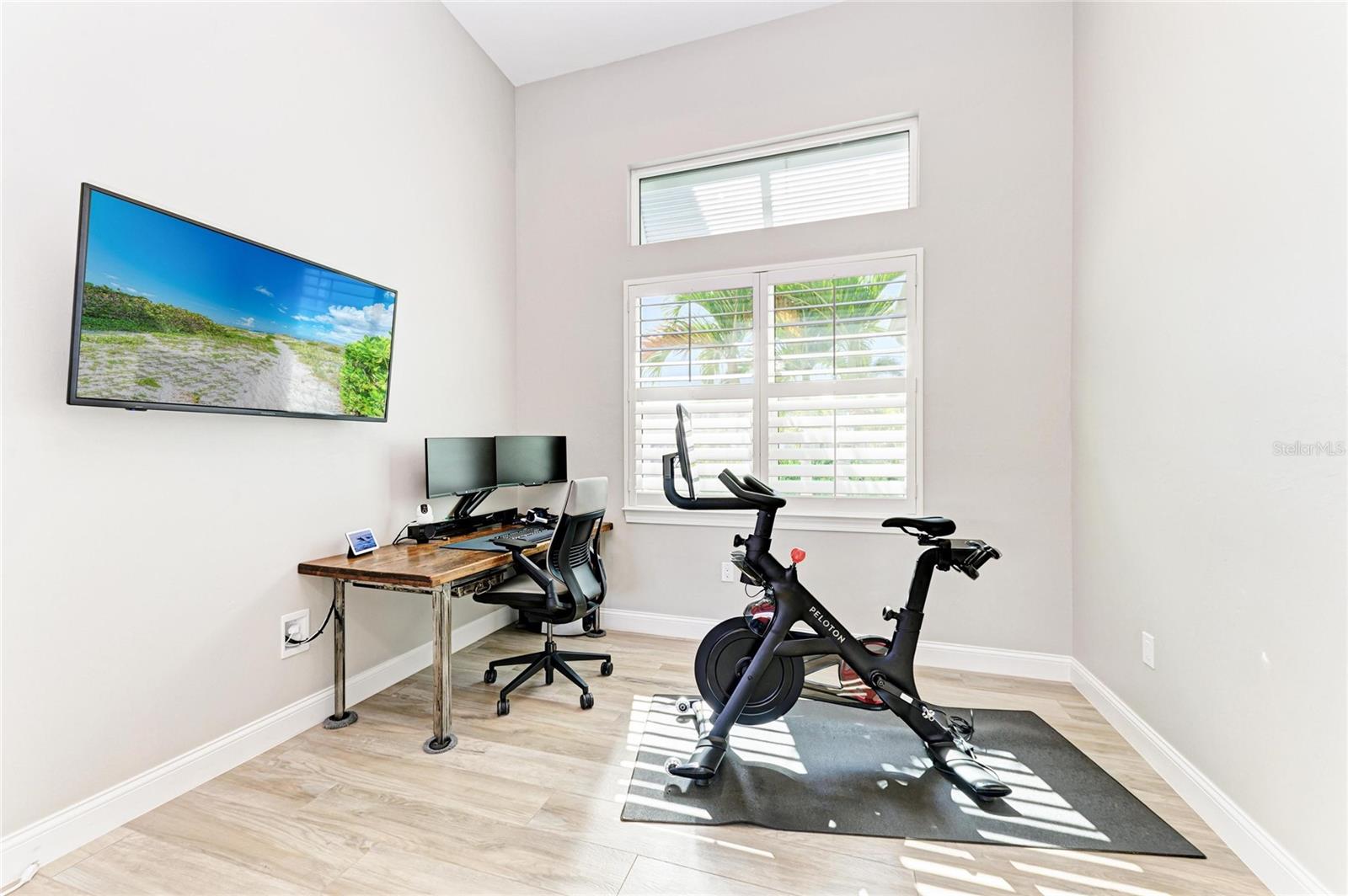 Image 43 of 64 For 1434 Casey Key Drive