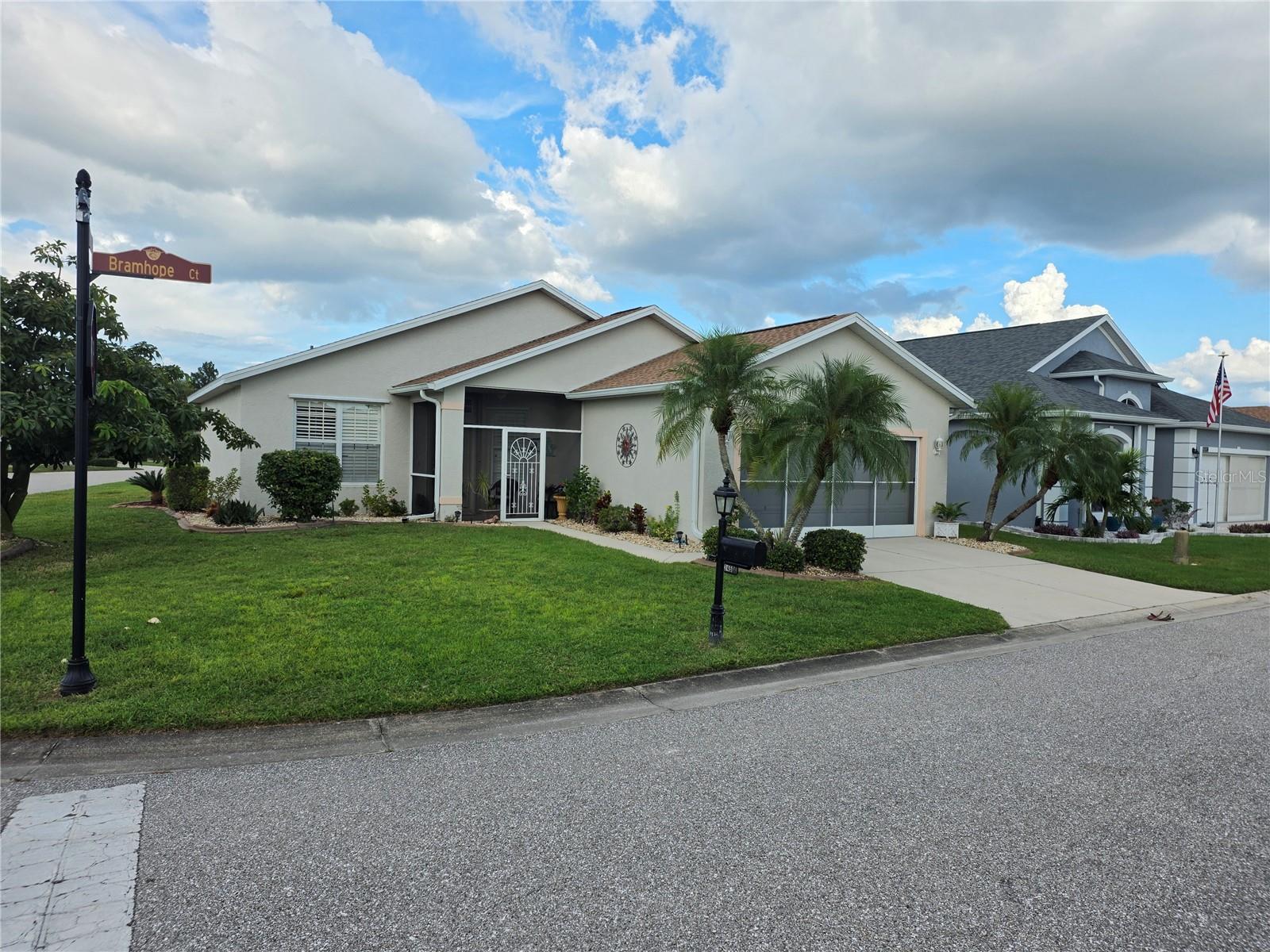 Image 14 of 37 For 24500 Bramhope Court