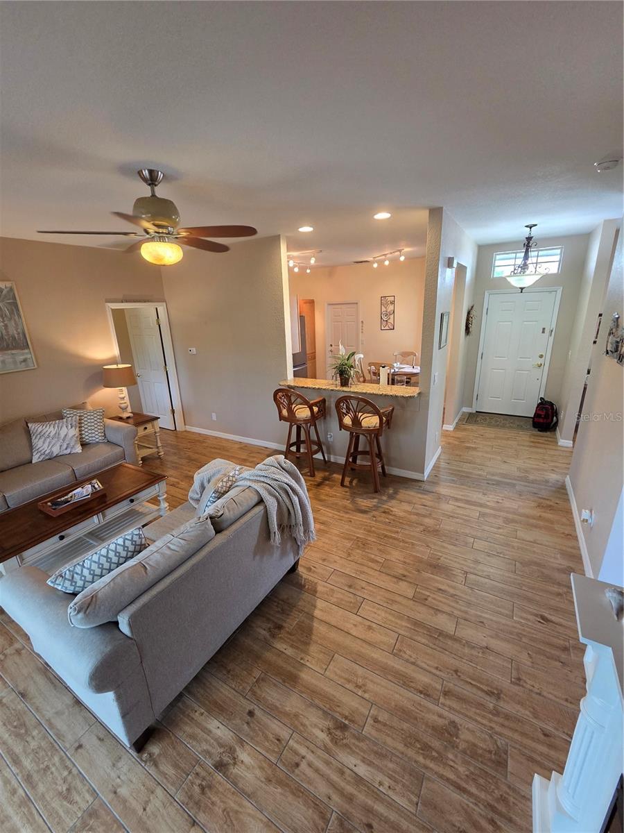 Image 27 of 37 For 24500 Bramhope Court