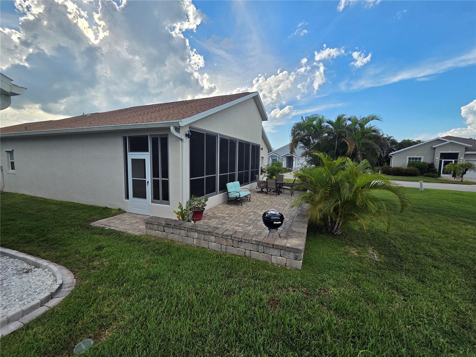 Image 9 of 37 For 24500 Bramhope Court