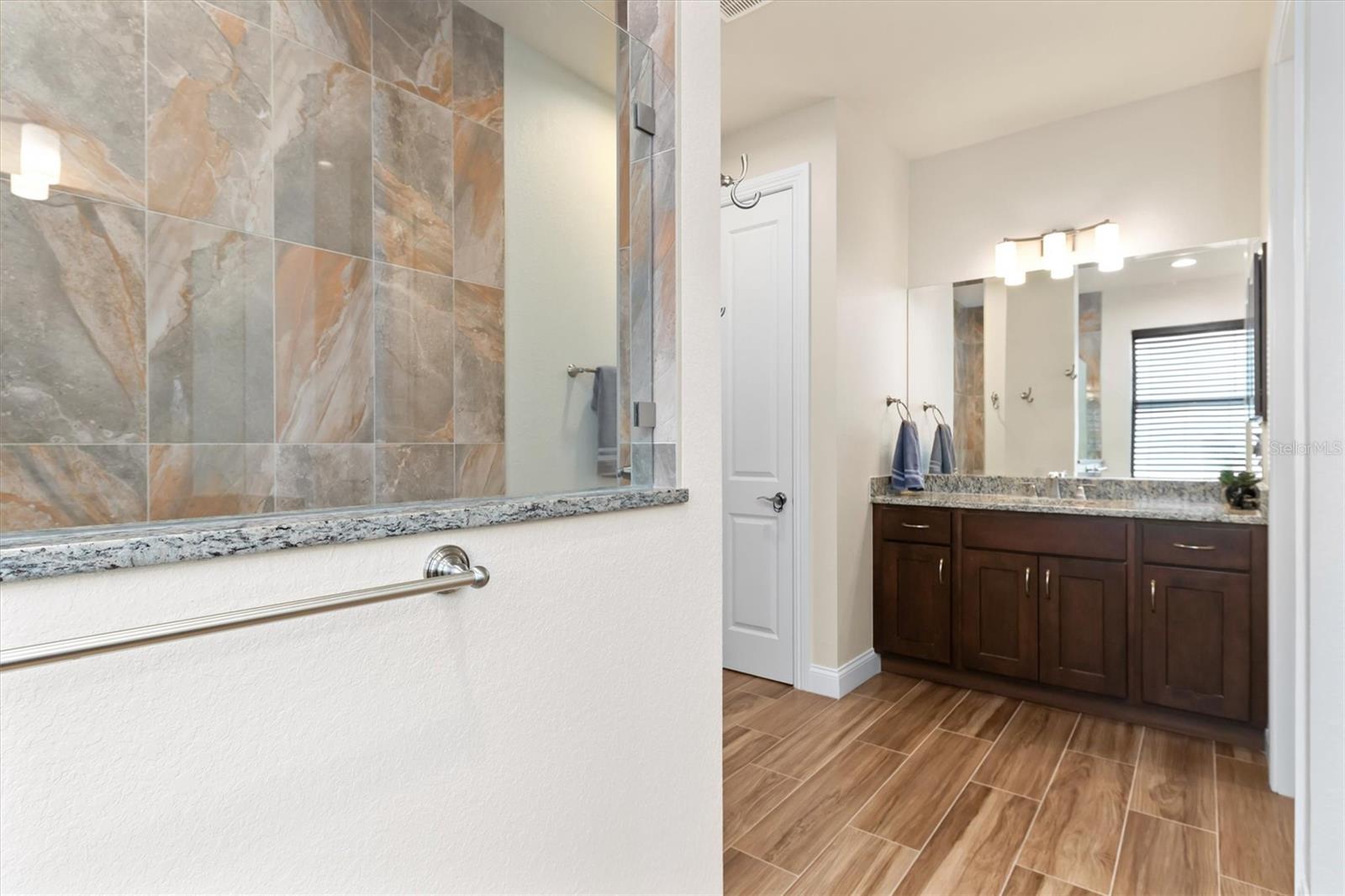 Image 20 of 67 For 3937 Bal Harbor Boulevard