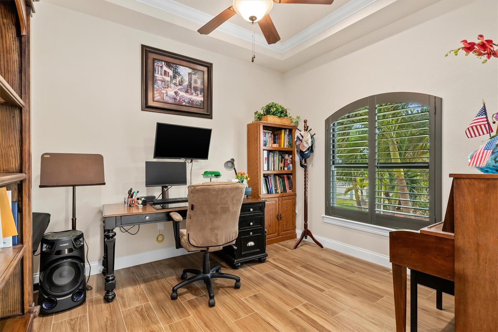 Image 32 of 67 For 3937 Bal Harbor Boulevard