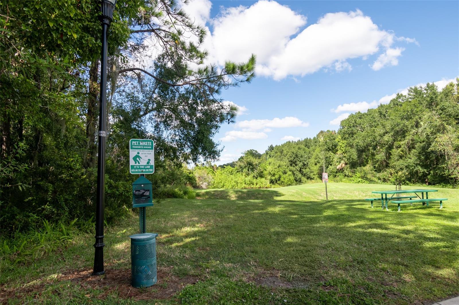 Image 19 of 23 For 18001 Richmond Place Drive 1137