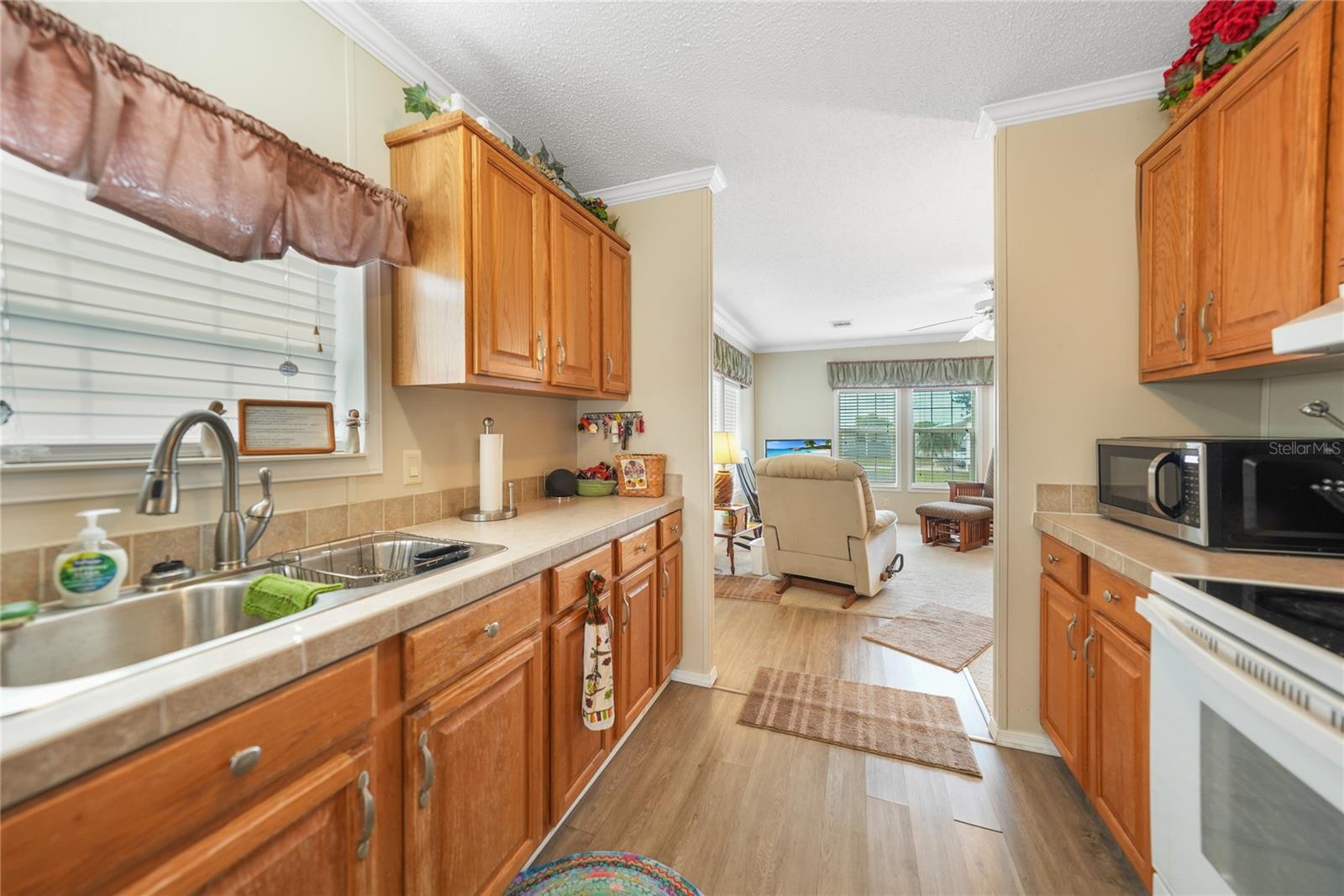 Image 11 of 38 For 135 Lazy Lagoon Drive