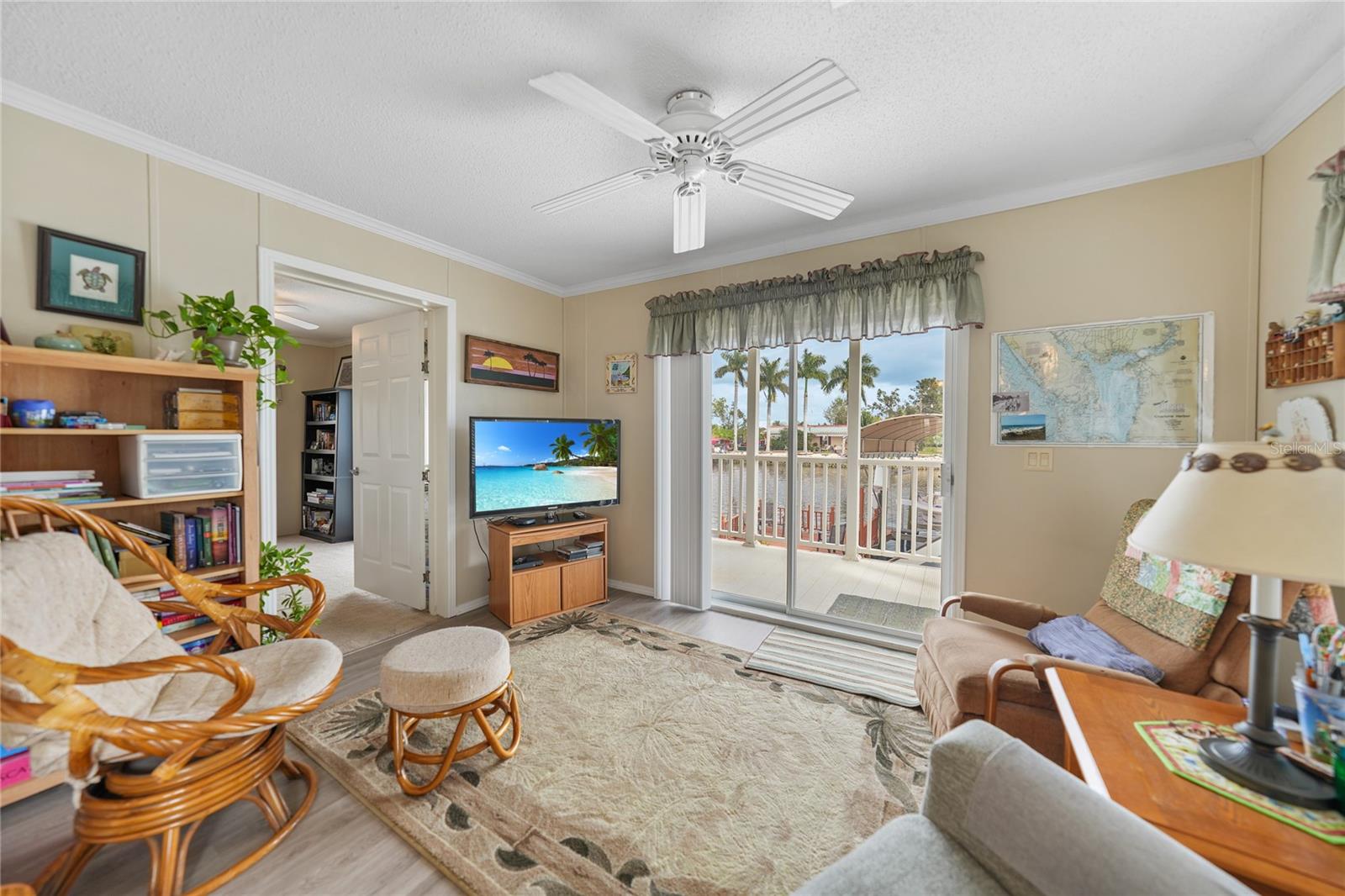 Image 16 of 38 For 135 Lazy Lagoon Drive