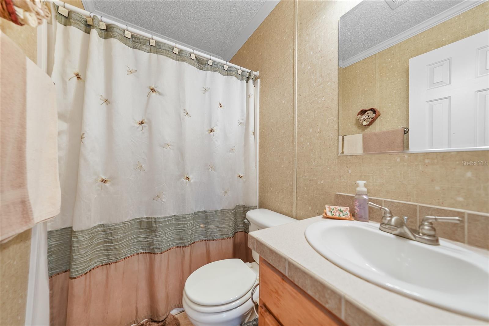 Image 19 of 38 For 135 Lazy Lagoon Drive