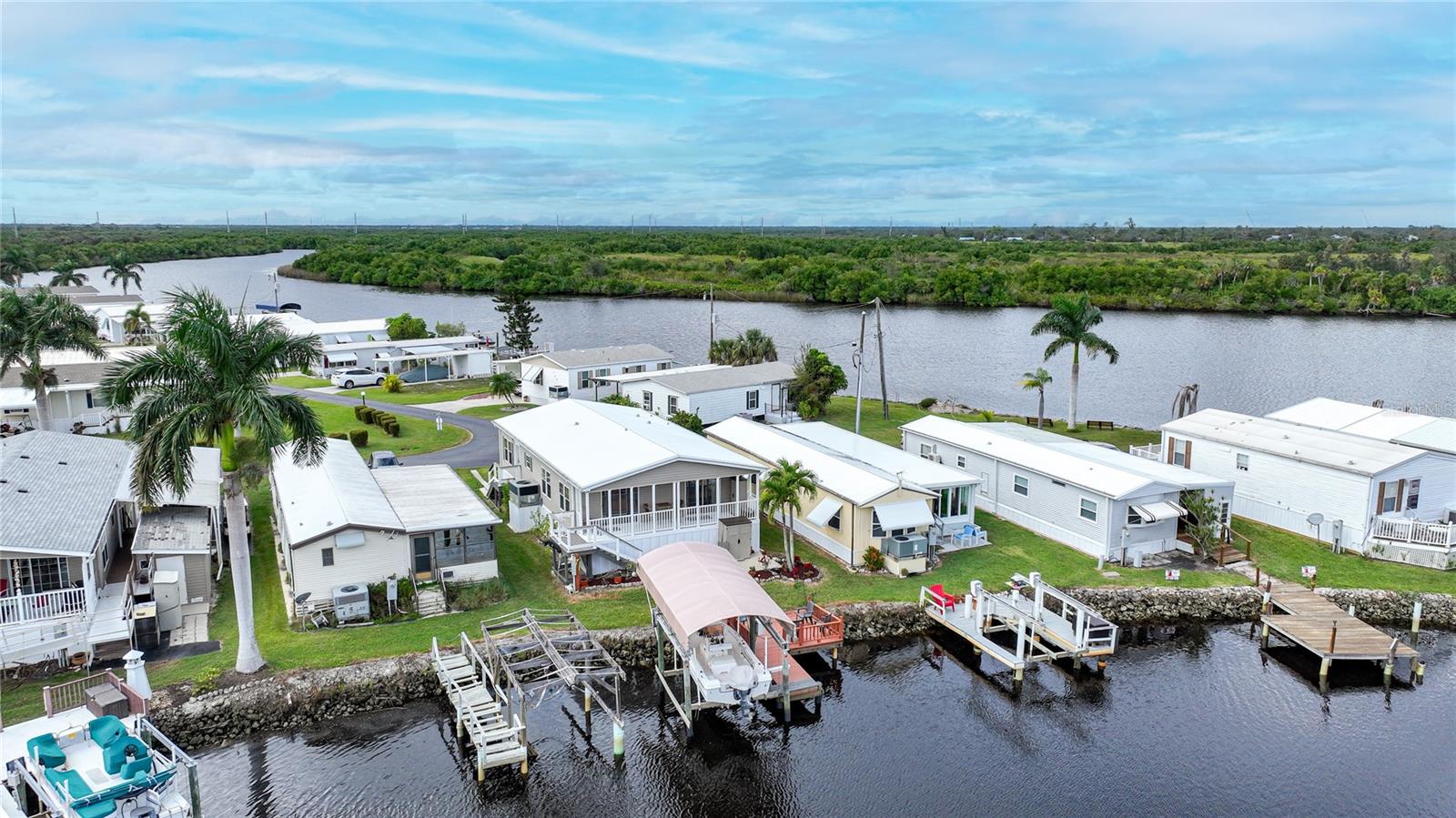 Image 3 of 38 For 135 Lazy Lagoon Drive