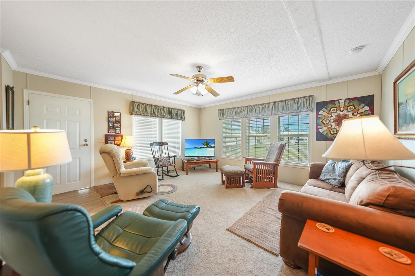 Image 6 of 38 For 135 Lazy Lagoon Drive