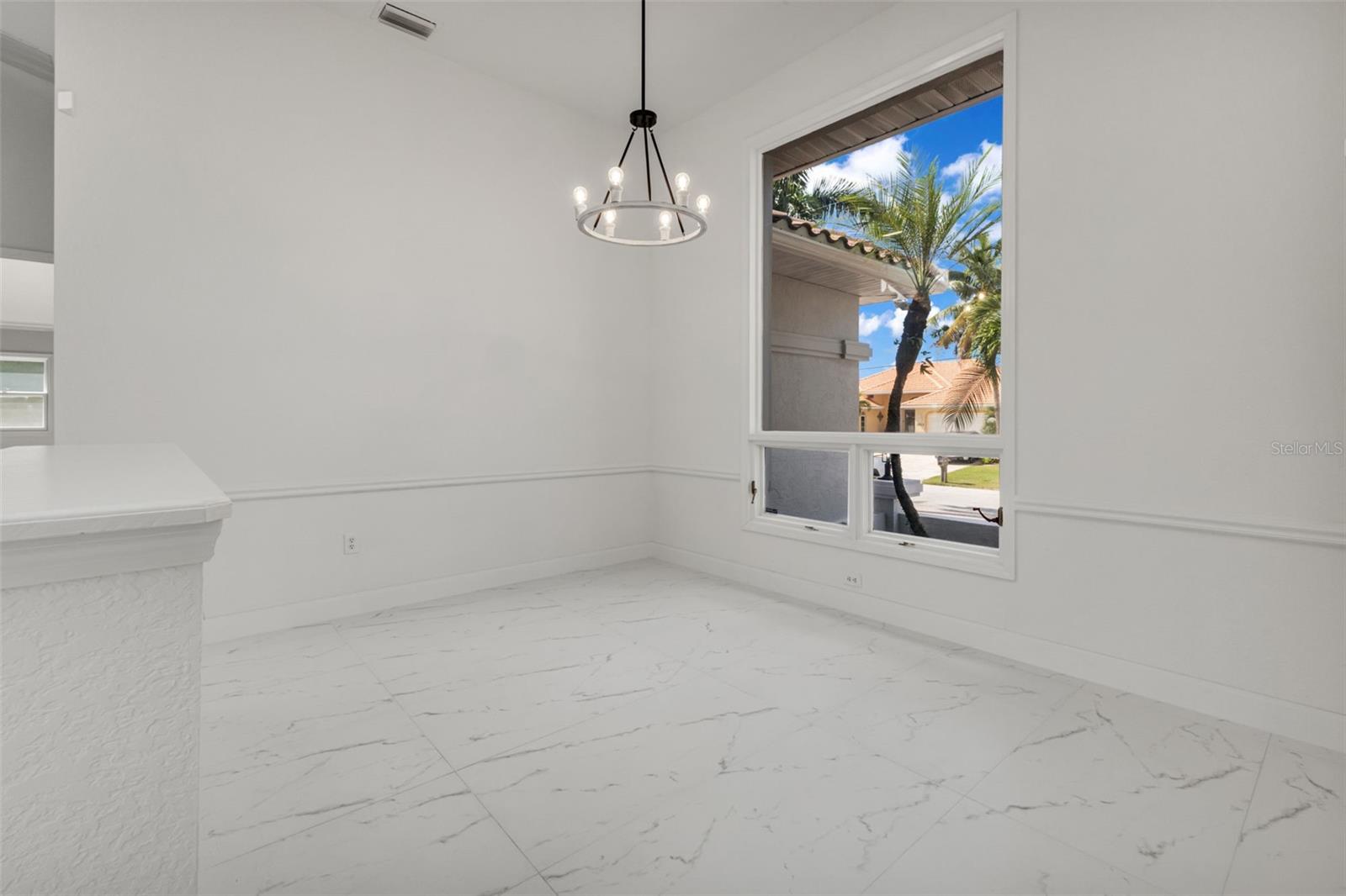 Image 10 of 57 For 3508 Blue Jay Drive