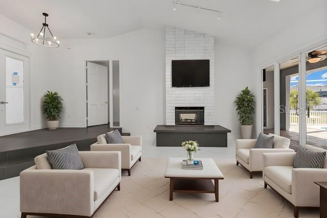 Image 12 of 57 For 3508 Blue Jay Drive