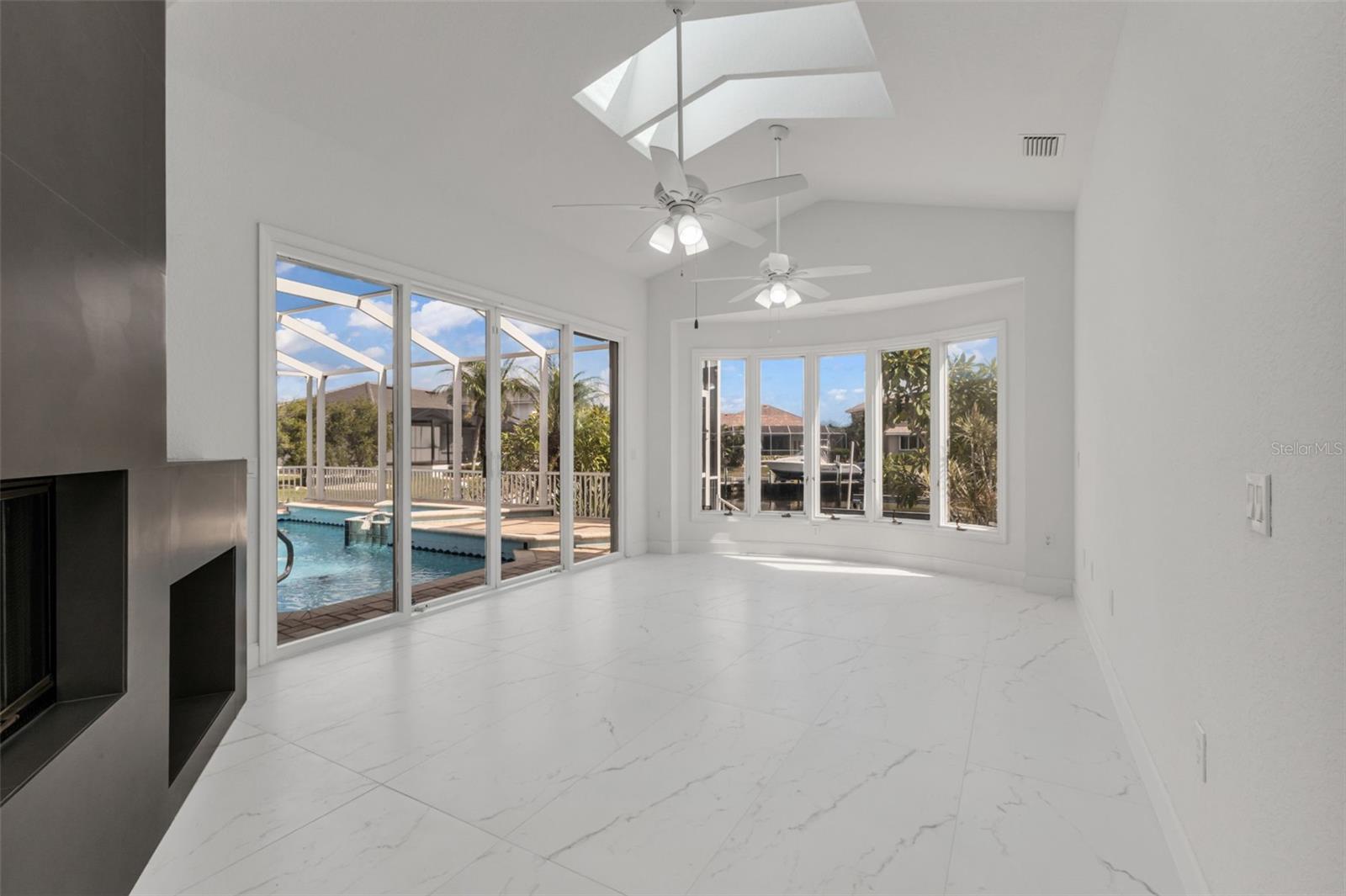 Image 22 of 57 For 3508 Blue Jay Drive