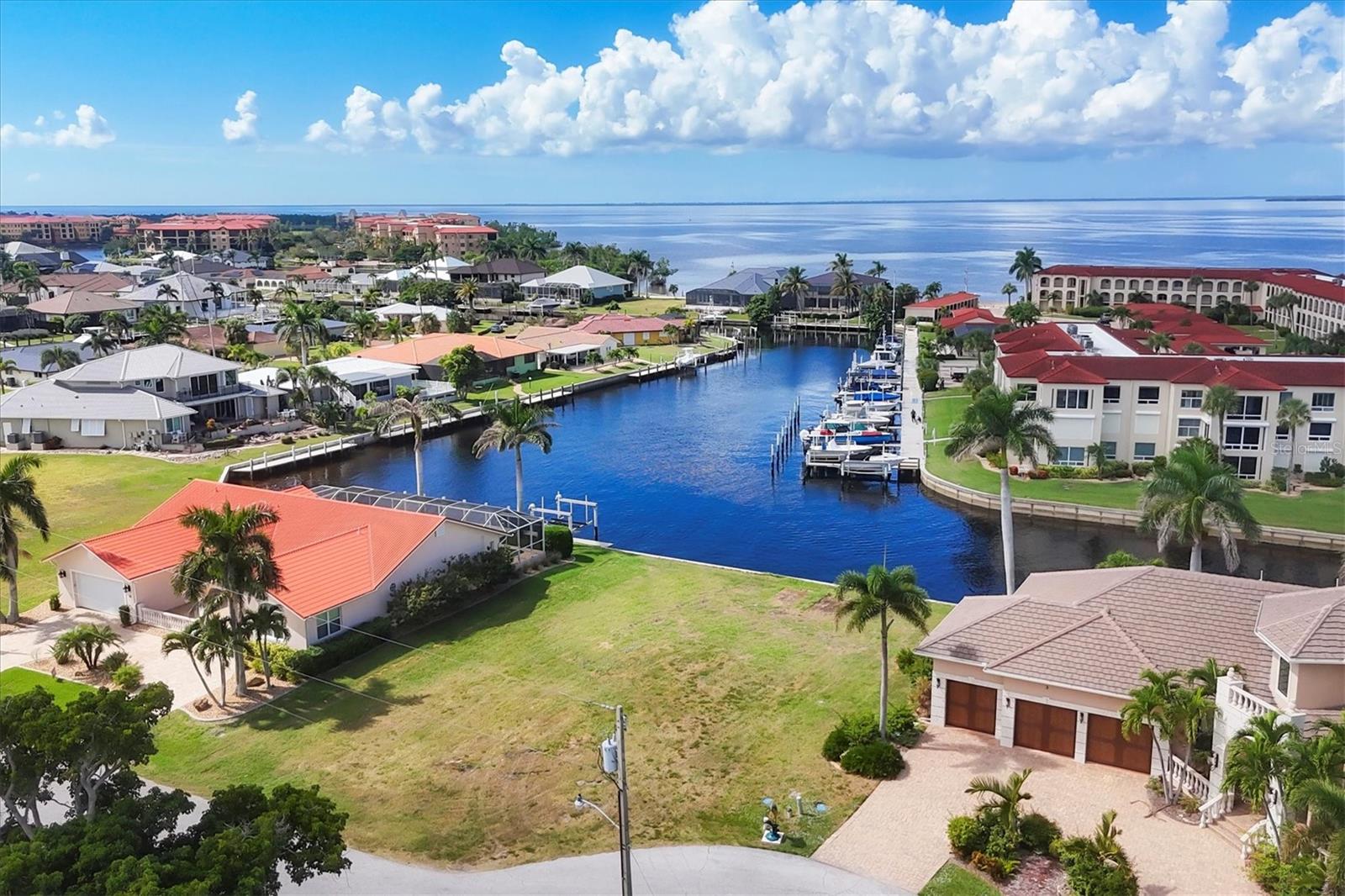 Image 9 of 24 For 7 Hibiscus Drive