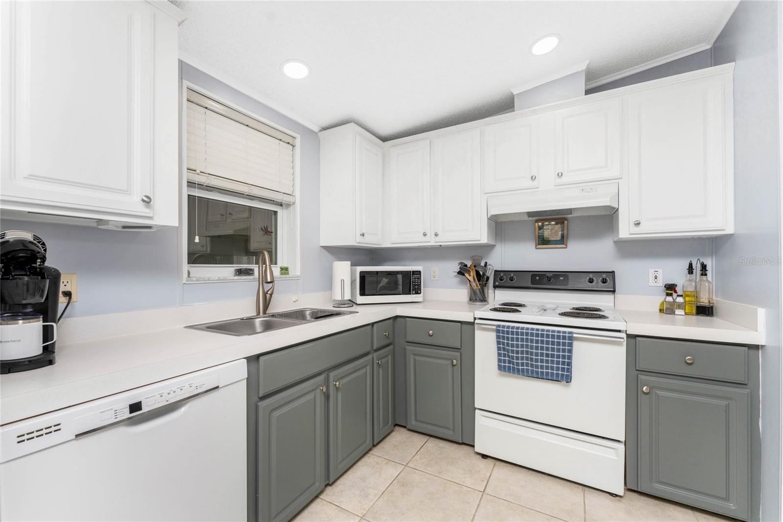 Image 11 of 50 For 7316 Thor Court