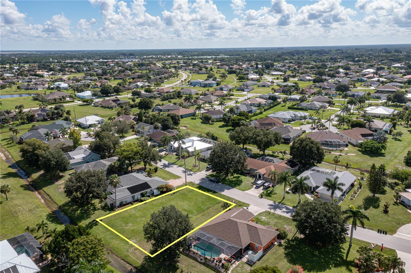 Image 15 of 17 For 7535 Coral Tree