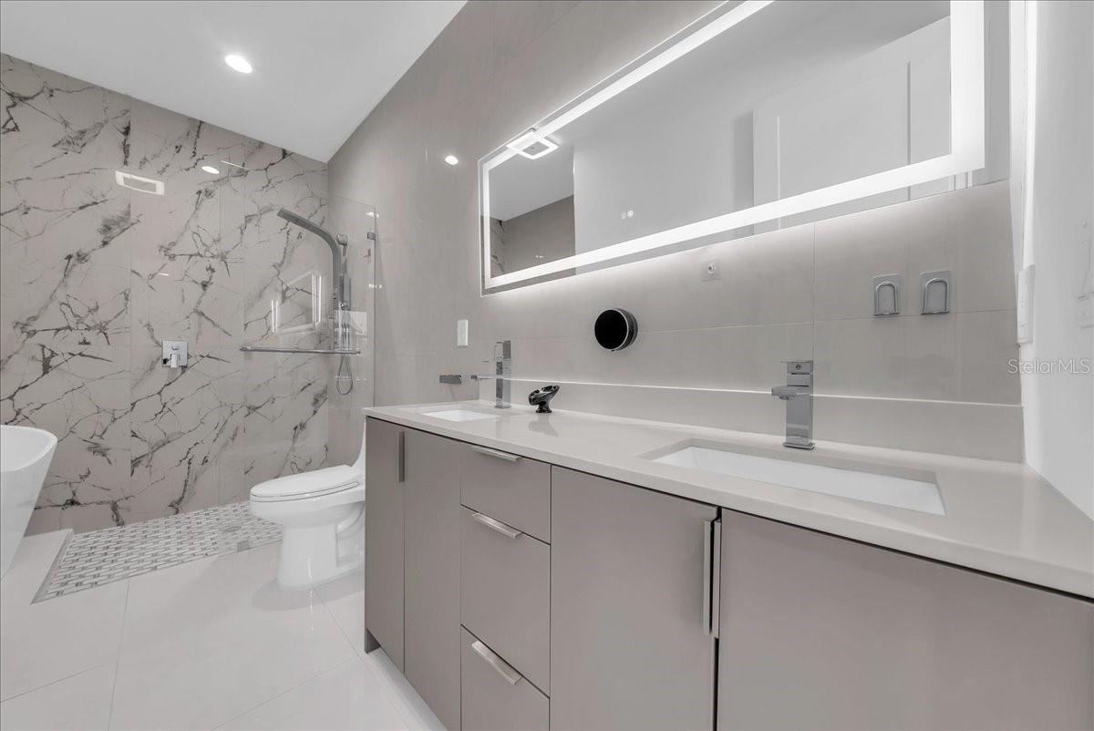 Image 13 of 43 For 363 Paisley Avenue