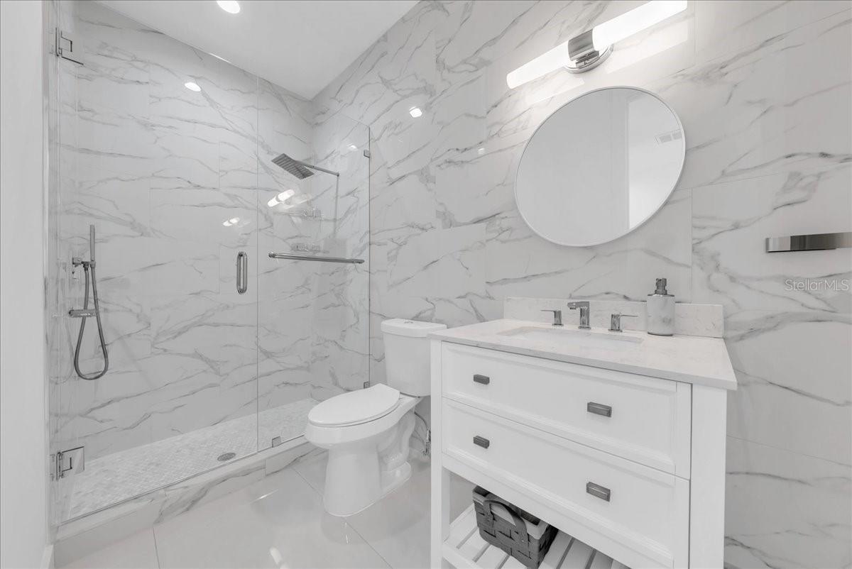 Image 21 of 43 For 363 Paisley Avenue