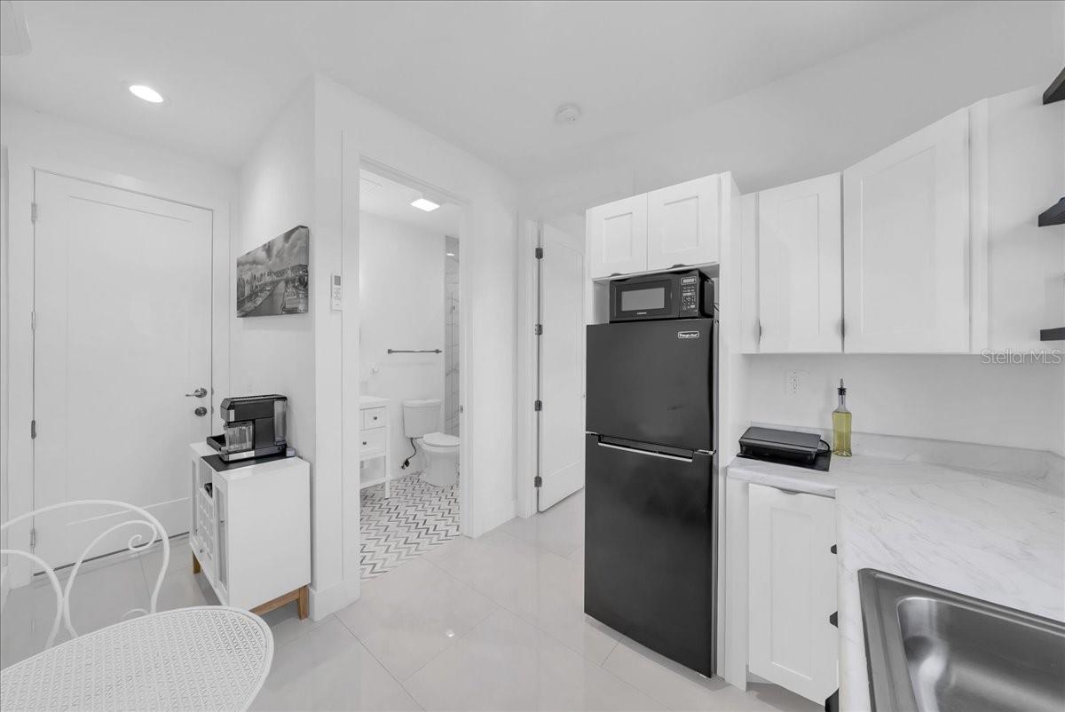 Image 38 of 43 For 363 Paisley Avenue