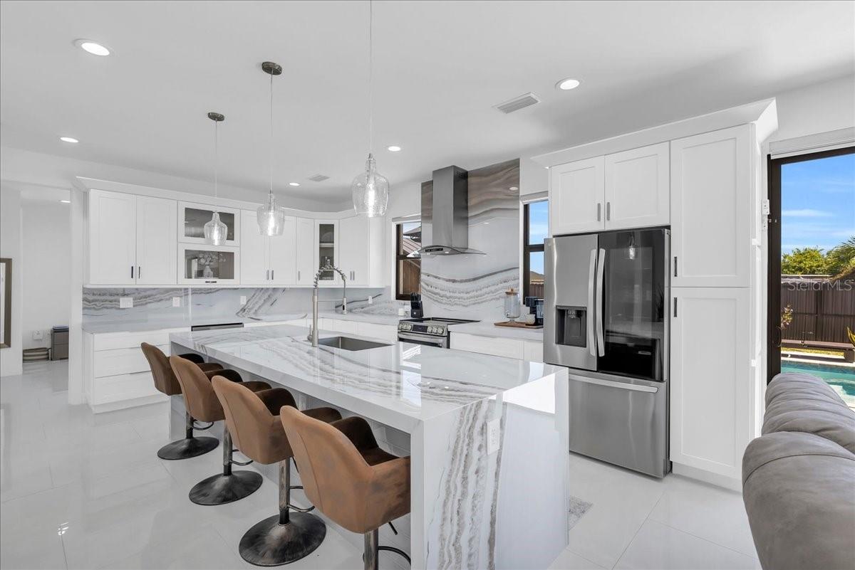 Image 9 of 43 For 363 Paisley Avenue