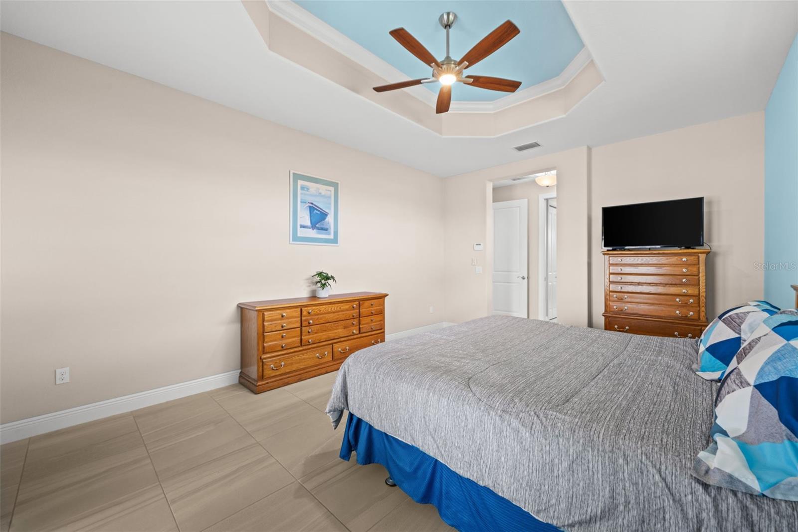 Image 20 of 50 For 211 37th Lane