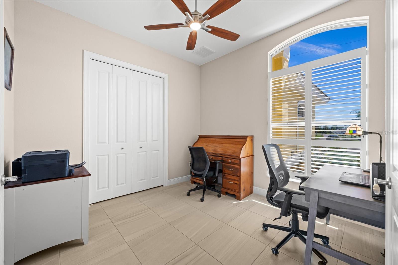 Image 26 of 50 For 211 37th Lane