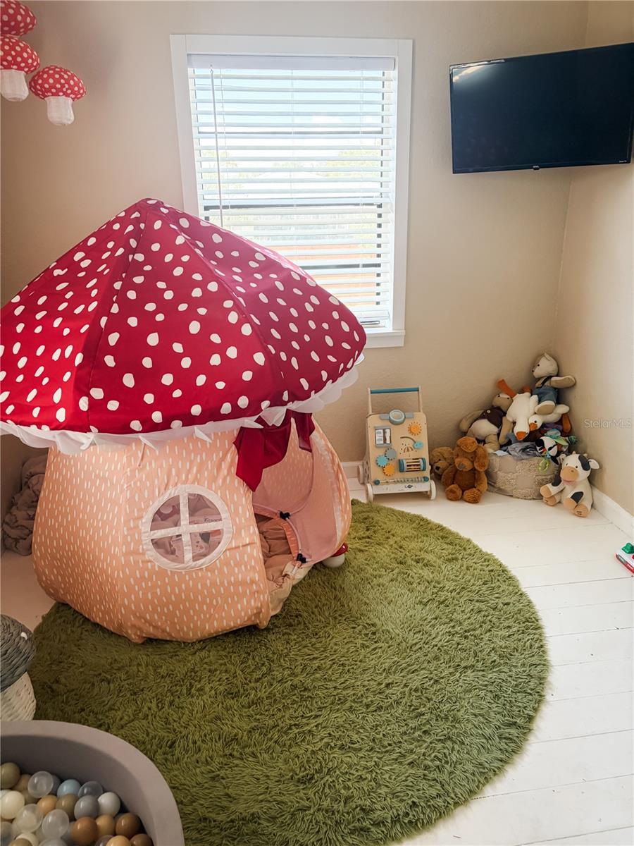 Image 9 of 16 For 2835 Wisteria Place