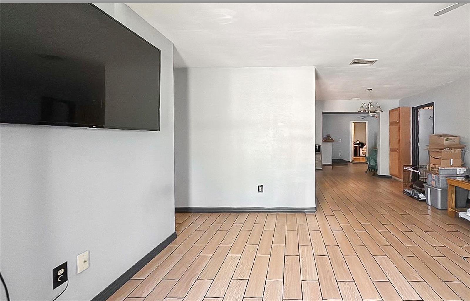 Image 6 of 29 For 4321 Pepper Lane